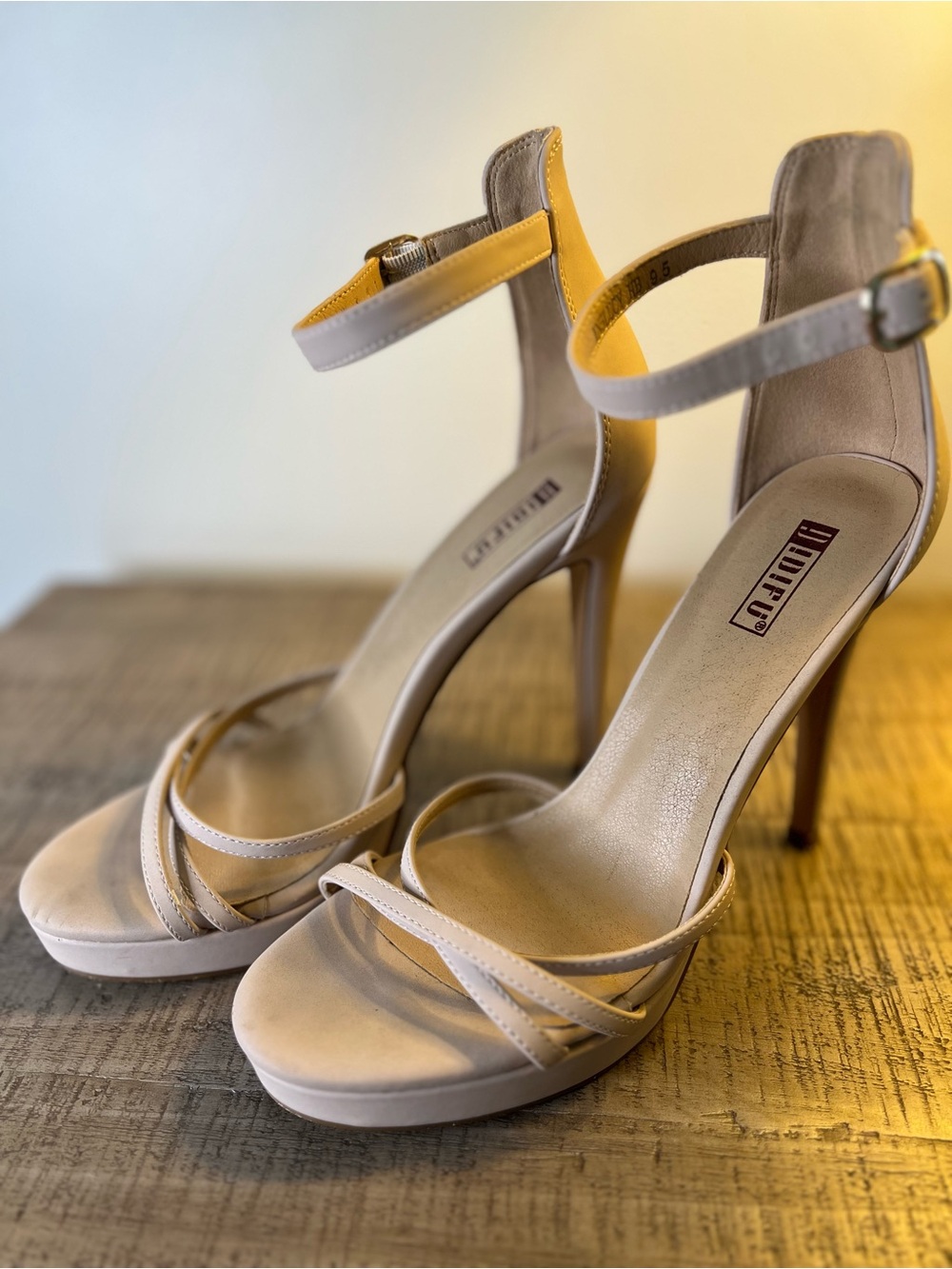 IDIFU Women's Beige Ankle-Strap Platform Stiletto Heels. Size 9